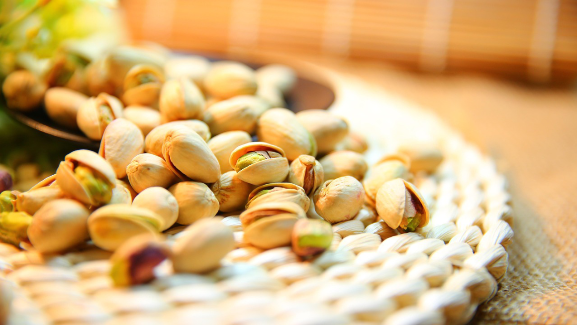 Health Benefits of Pistachio Nuts